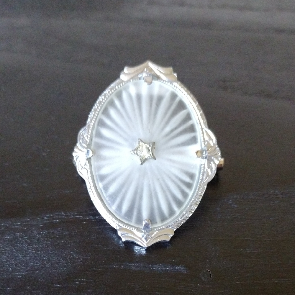 Vintage Camphor Glass Oval Brooch In Silver Tone